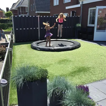 Private With Garden, Close To Amsterdam * Assendelft