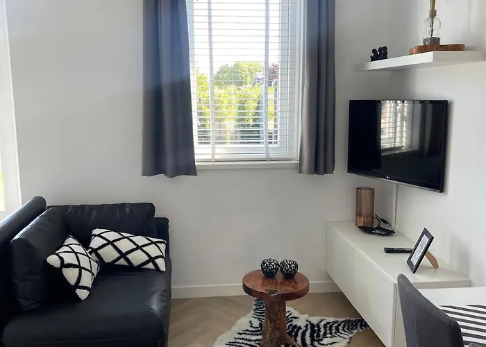 Private With Garden, Close To Amsterdam Lejlighed Assendelft