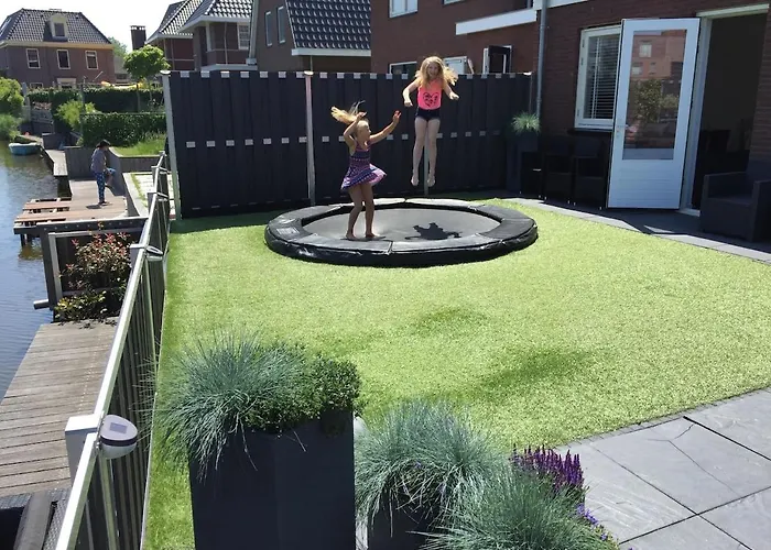 Private With Garden, Close To Amsterdam * Assendelft