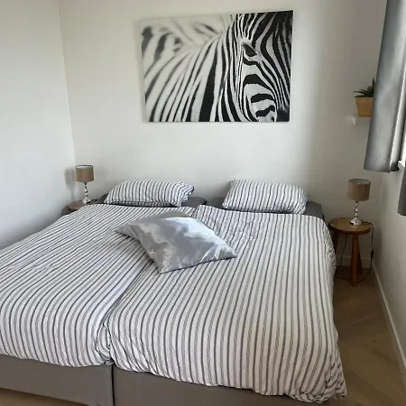 Daire Private With Garden, Close To Amsterdam *